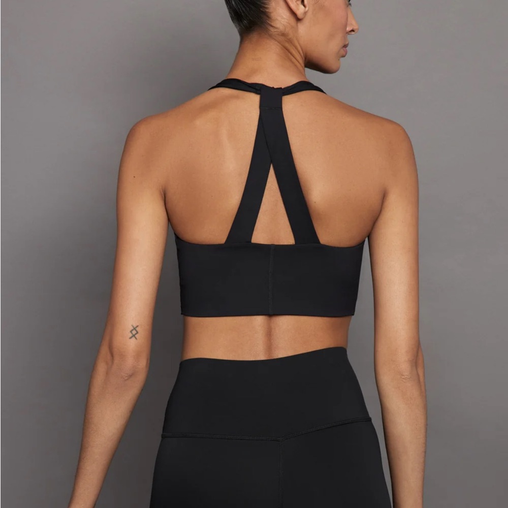 Carbon38 Halter Sports Bra - Picture 2 of 10